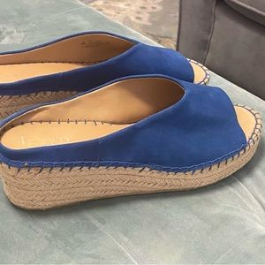 Cobalt/Mediterranean blue Franco Sarto Paige espadrilles size 9.